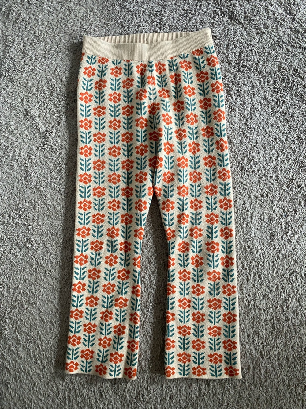 Folk-style floral lounge pants